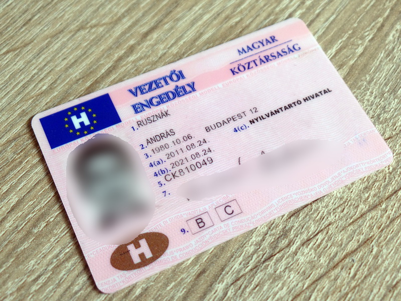 regisztrált jogosítvány vásárlása